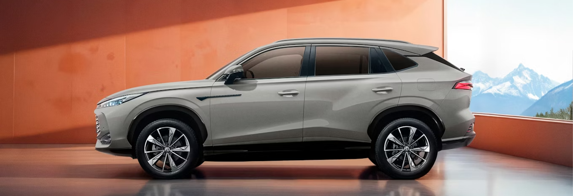 MG HS Hybrid+ Leistung mit Vollhybrid-Antrieb und 224 PS Systemleistung